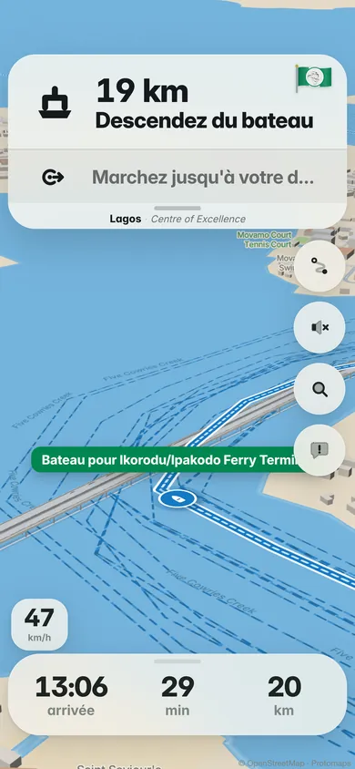 En bateau : 19 km, descendez du bateau, puis marchez jusqu’à votre destination