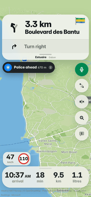 Driving in Libreville: the “Police ahead 670 m” alert under the turn card, from other drivers’ reports