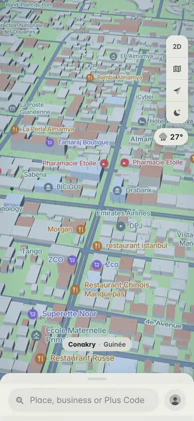 The 3D map of Kaloum, central Conakry, with La Poste Guinéenne, banks, pharmacies and the search bar