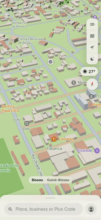 The 3D map of central Bissau, with the Câmara Municipal, the fire station, shops and the search bar